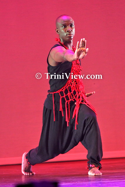 ndtC2010121389.jpg