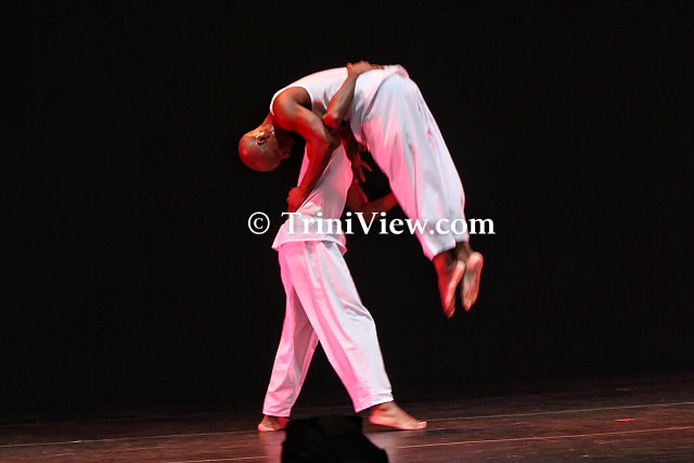 ndtC2010121516.jpg