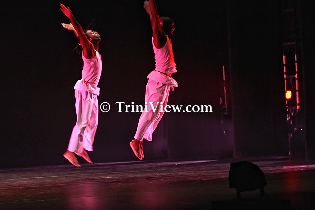 ndtC2010121573.jpg