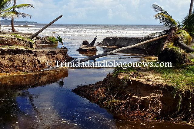 View at low tide of the new pathway formed by the flood waters that overflowed the Nariva Swamp