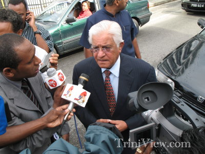 Basdeo panday on his way to the court